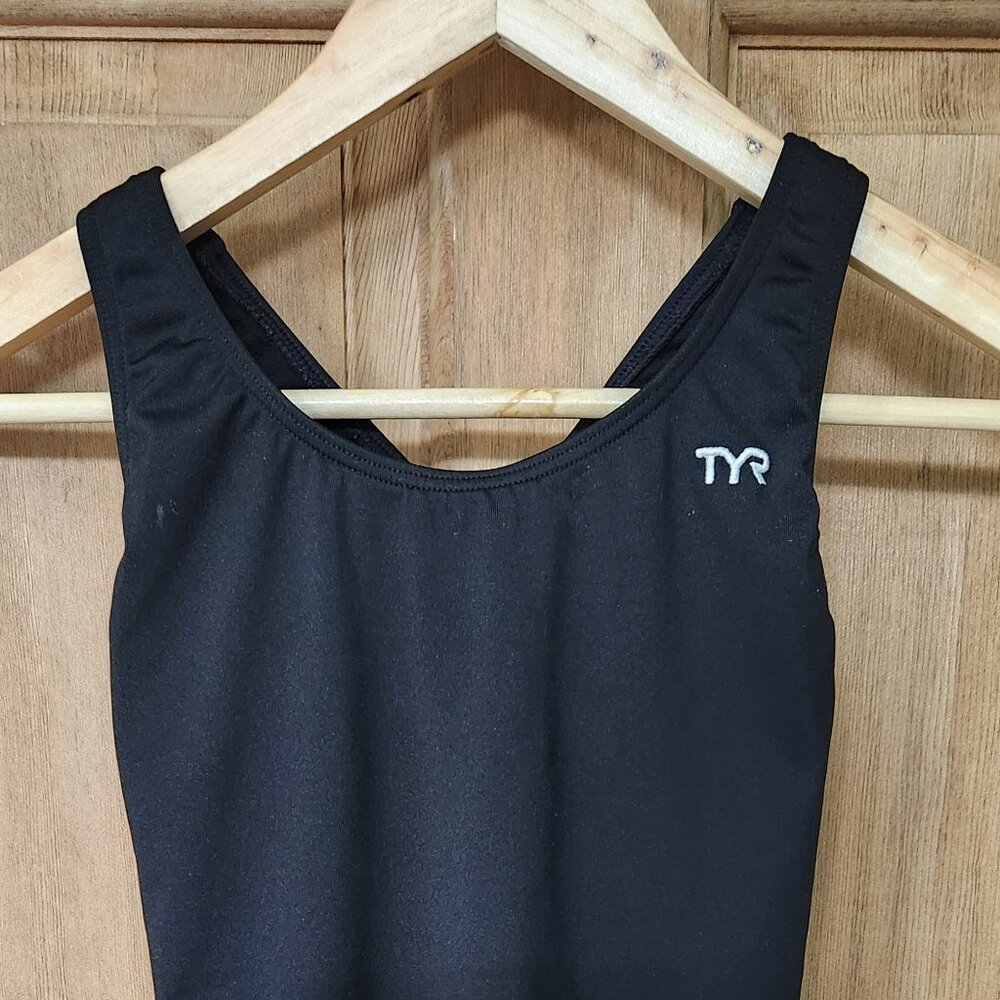 Womens TYR one piece bathing suit